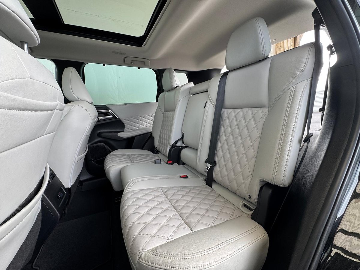 2022 Mitsubishi Outlander Exceed ZM MY22 AWD image 21