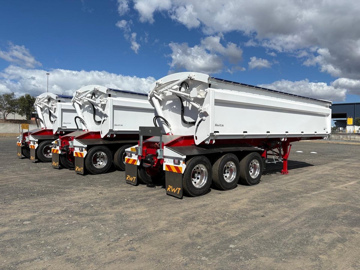 Tri axle 2026 Roadwest
