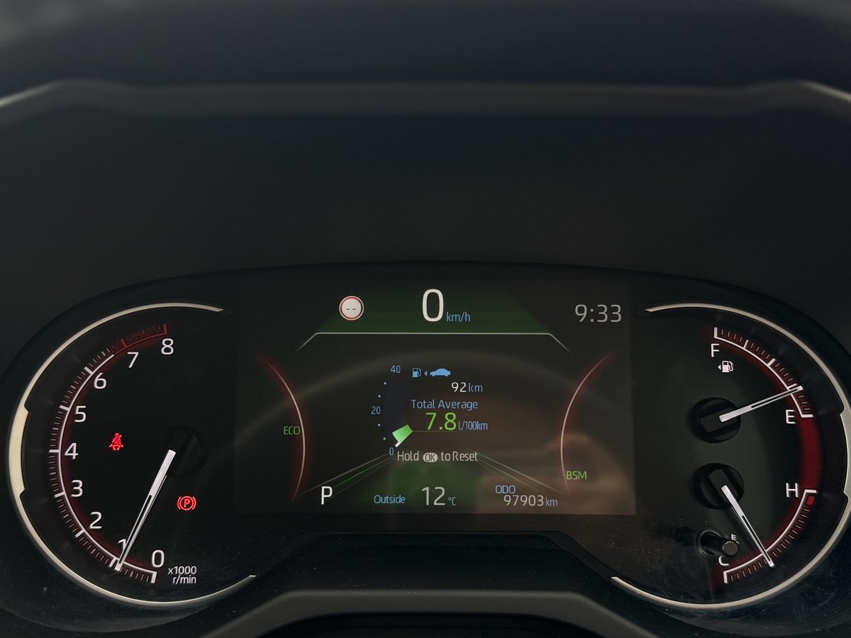 2021 Toyota RAV4 Cruiser MXAA52R image 12