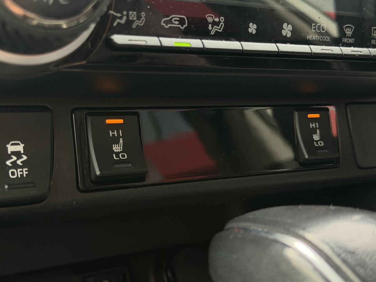 2021 Toyota RAV4 Cruiser MXAA52R image 17