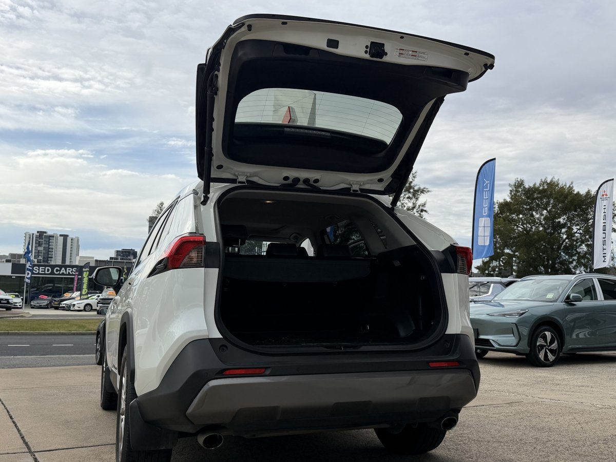 2021 Toyota RAV4 Cruiser MXAA52R image 21