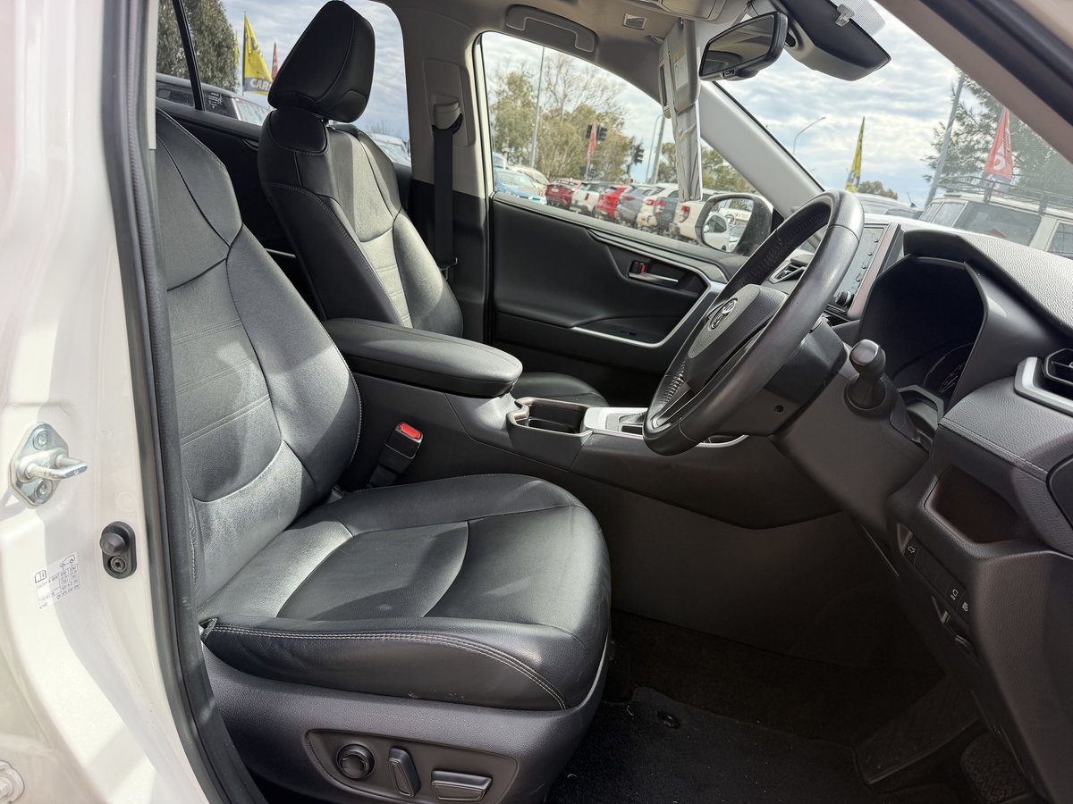 2021 Toyota RAV4 Cruiser MXAA52R image 9