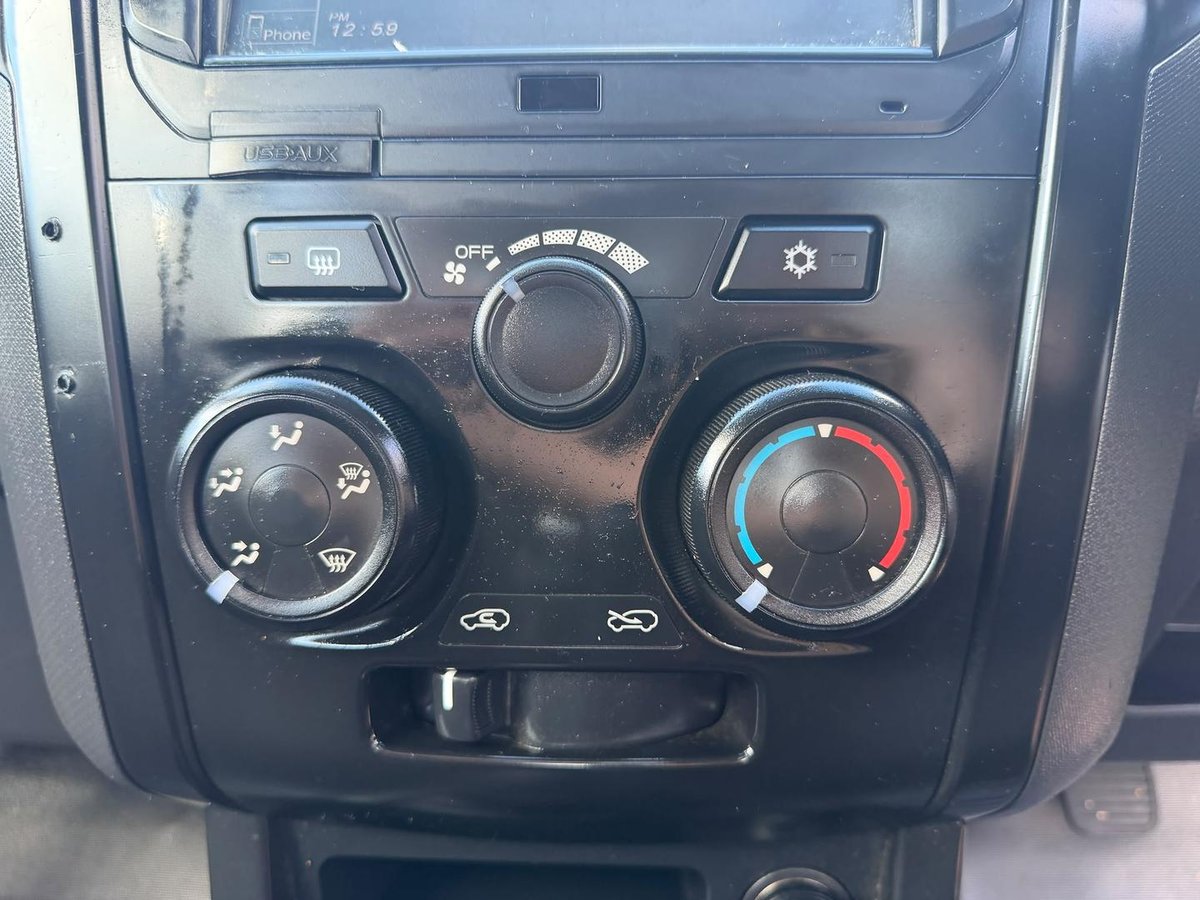 2017 Isuzu D-MAX SX MY17 4X4 Dual Range image 21