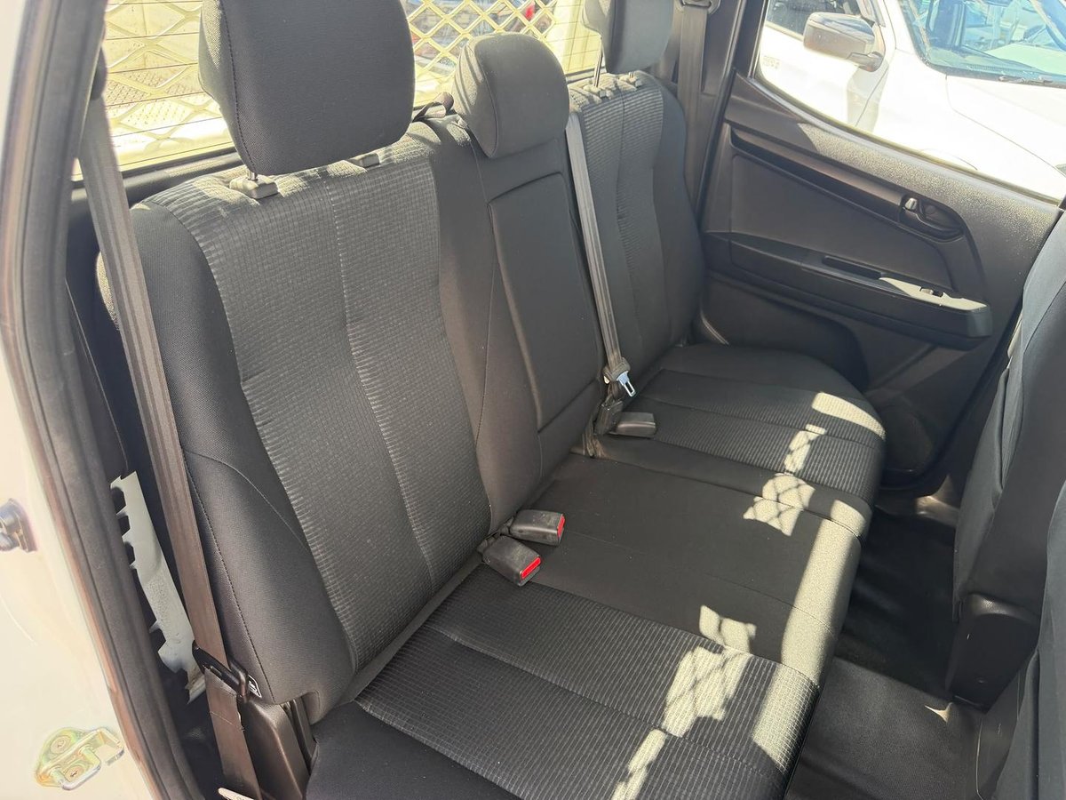 2017 Isuzu D-MAX SX MY17 4X4 Dual Range image 19