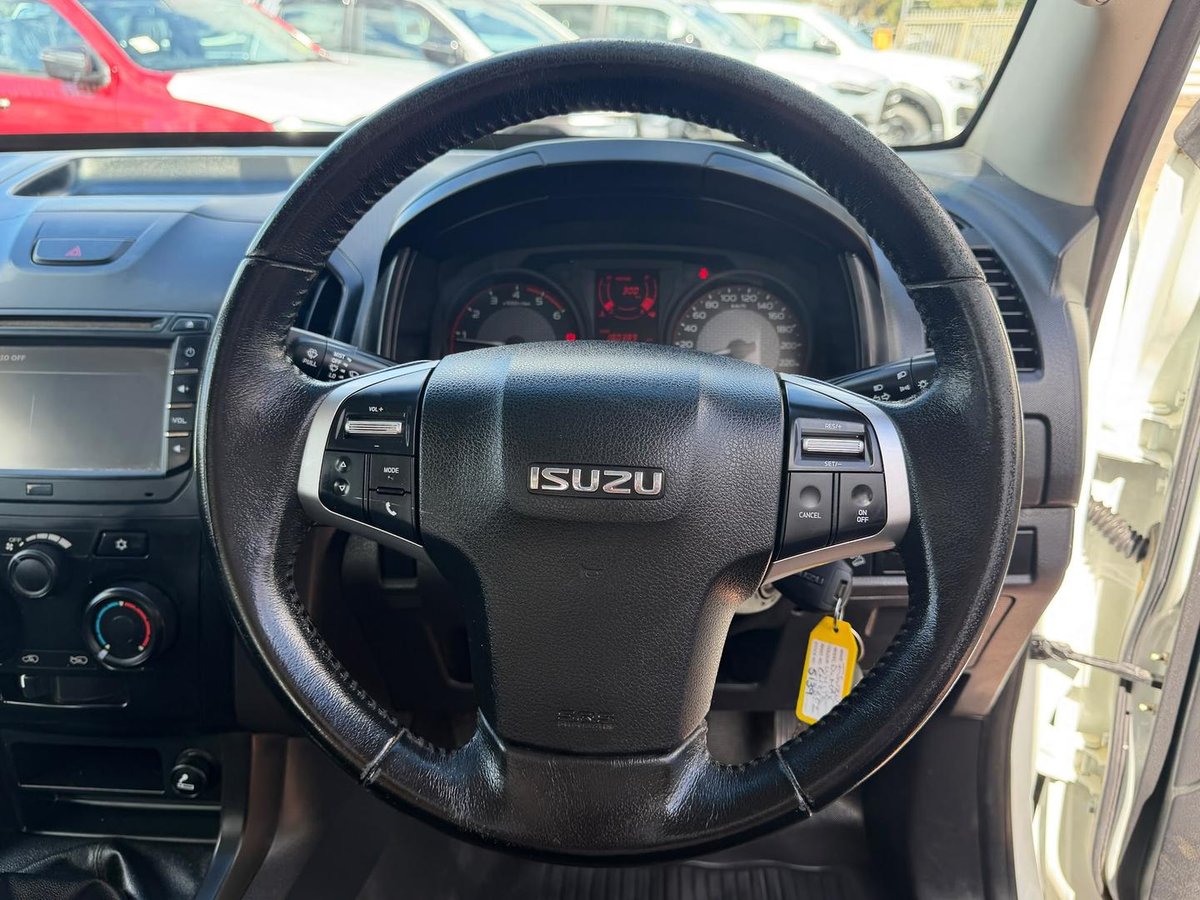 2017 Isuzu D-MAX SX MY17 4X4 Dual Range image 30