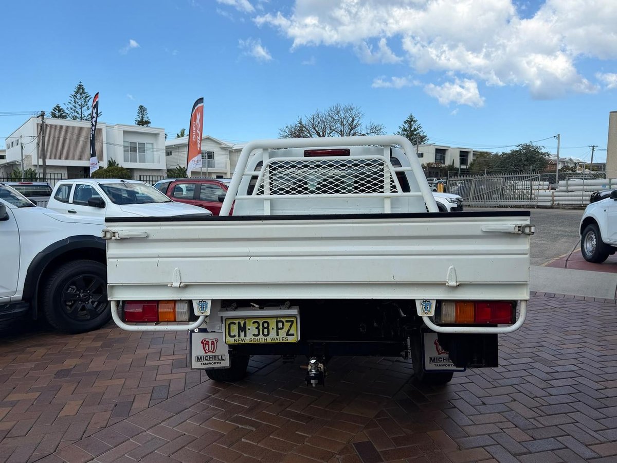 2017 Isuzu D-MAX SX MY17 4X4 Dual Range image 10
