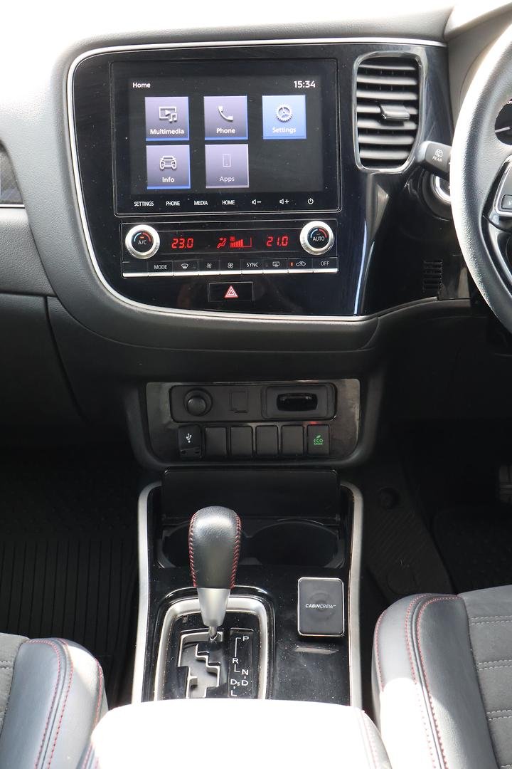 2021 Mitsubishi Outlander Black Edition ZL MY21 image 17