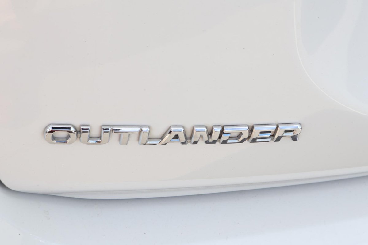 2021 Mitsubishi Outlander Black Edition ZL MY21 image 29
