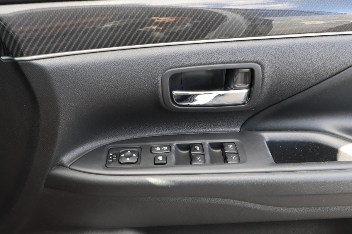 2021 Mitsubishi Outlander Black Edition ZL MY21 image 20