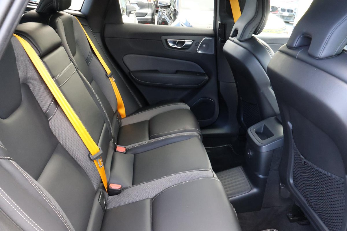 2021 Volvo XC60 T8 Polestar MY21 4X4 On Demand image 25