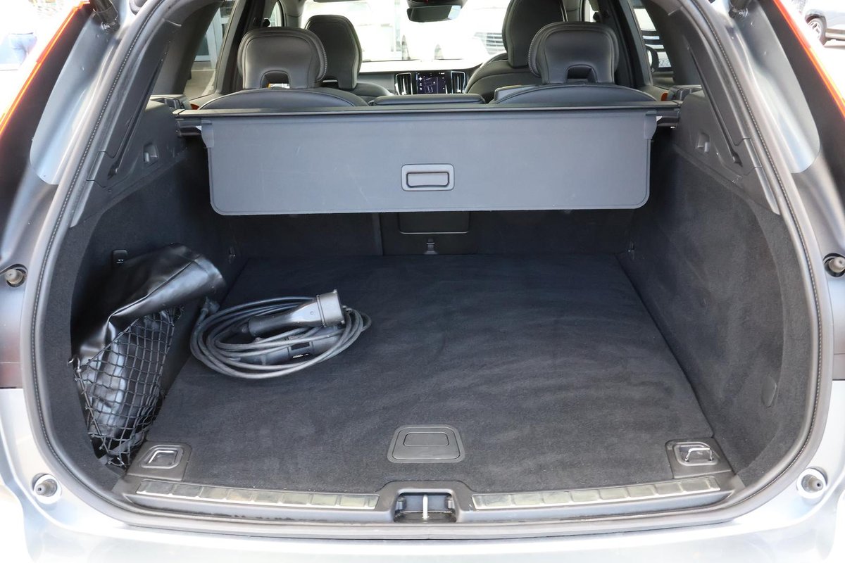 2021 Volvo XC60 T8 Polestar MY21 4X4 On Demand image 29