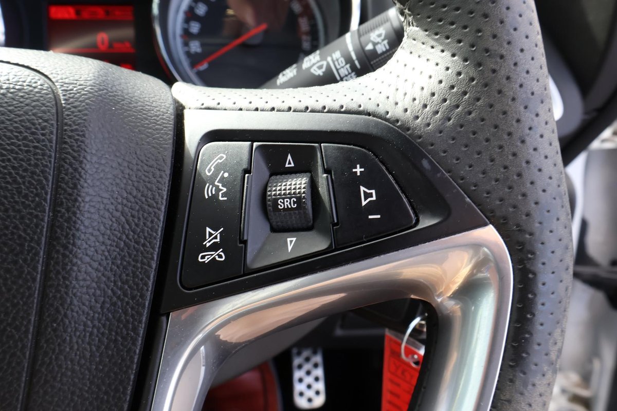 2015 Holden Astra GTC PJ MY15.5 image 10