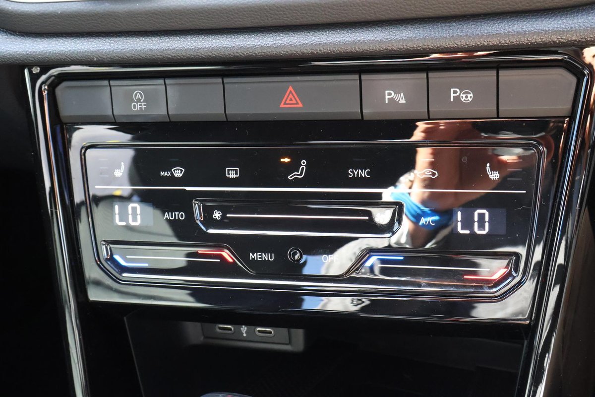 2023 Volkswagen T-Roc 140TSI R-Line D11 MY23 Four Wheel Drive image 20