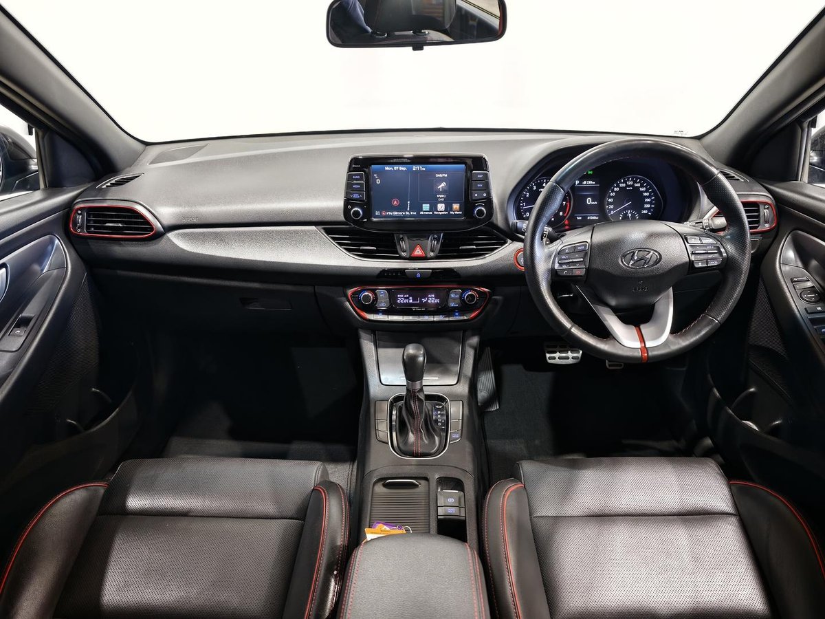 2018 Hyundai i30 SR PD MY18 image 16