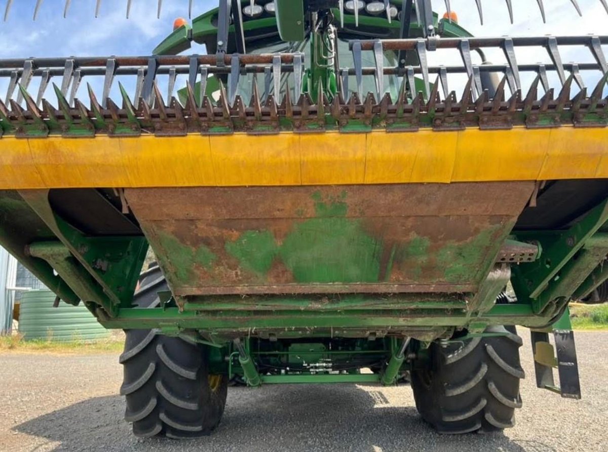 2017 John Deere 640D image 13