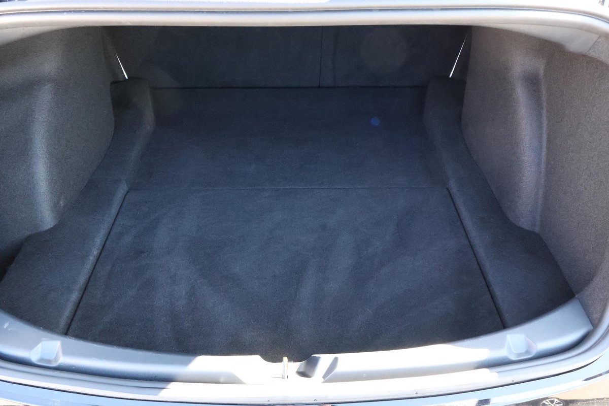 2022 Tesla Model 3 Long Range AWD image 28
