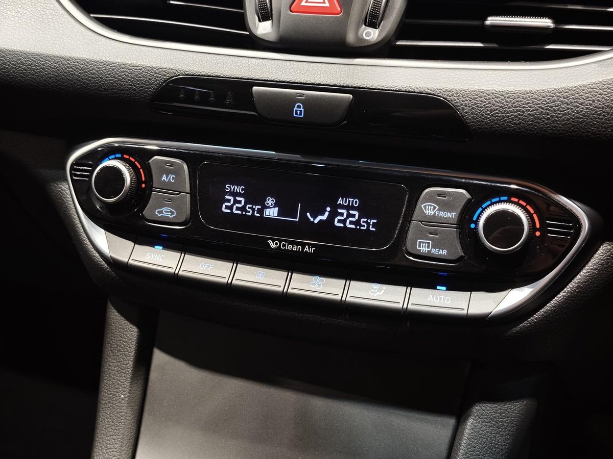 2021 Hyundai i30 N Line PD.V4 MY22 image 12