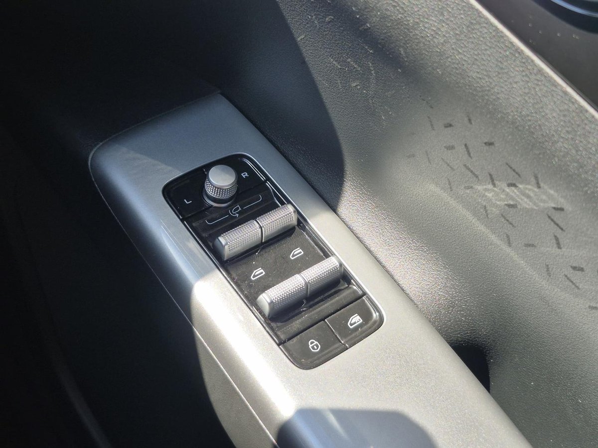 2026 Geely EX2 Inspire E22H MY27 image 16