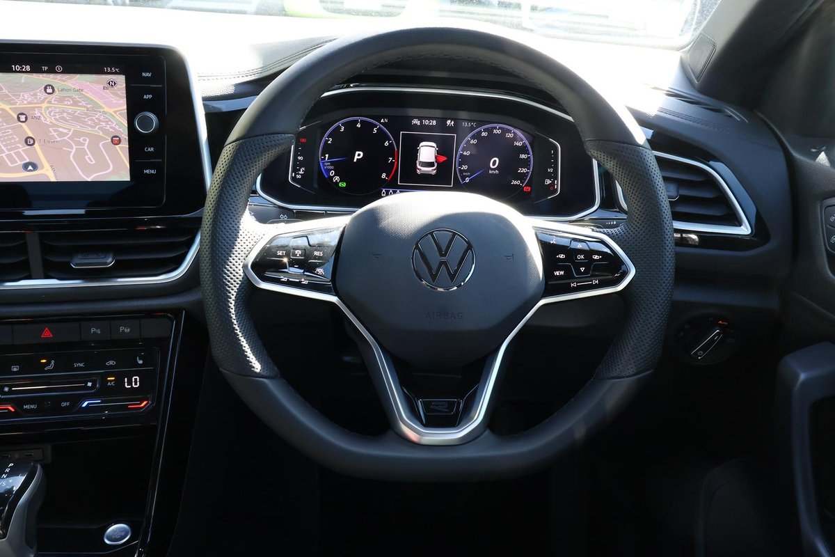 2022 Volkswagen T-Roc image 10