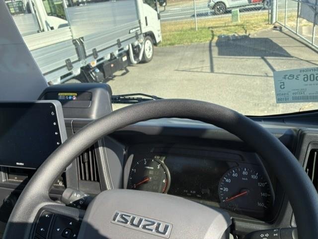 2026 Isuzu N Series NLR 45-150 DT D25 Traypack image 12