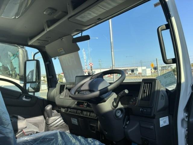2026 Isuzu N Series image 8