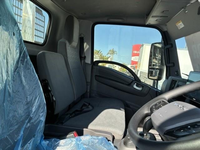 2026 Isuzu N Series NPR 45/65-175 DT D34 Tradepack image 11