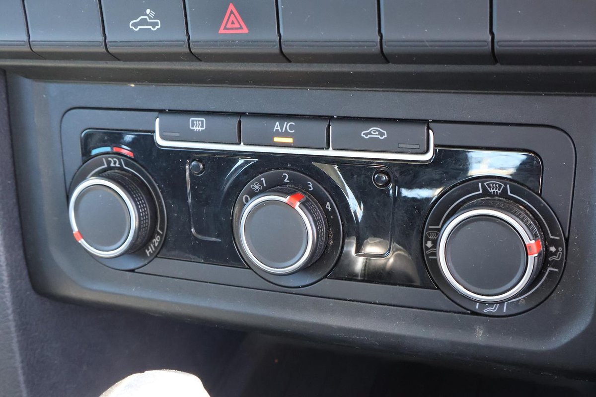 2021 Volkswagen Amarok TDI420 Core 2H MY21 4X4 Constant image 17