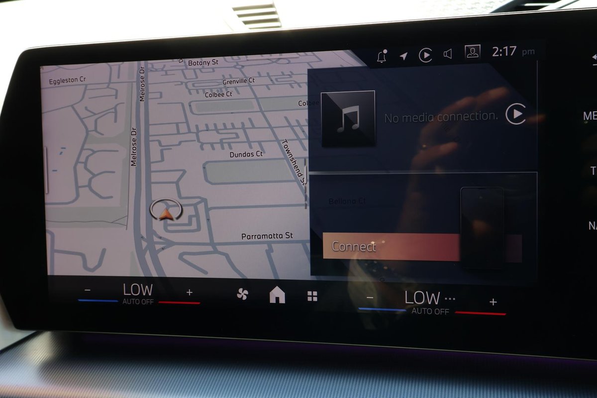 2024 BMW iX1 eDrive20 xLine U11 image 14