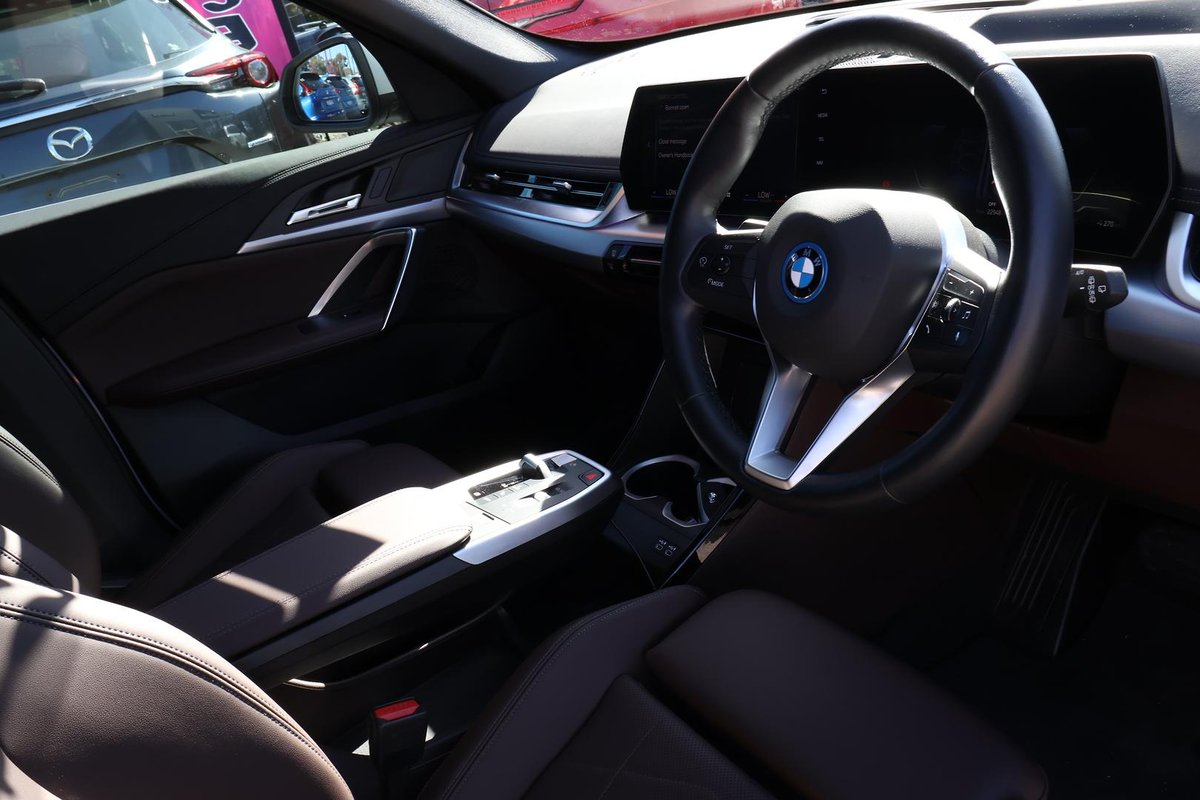 2024 BMW iX1 eDrive20 xLine U11 image 7