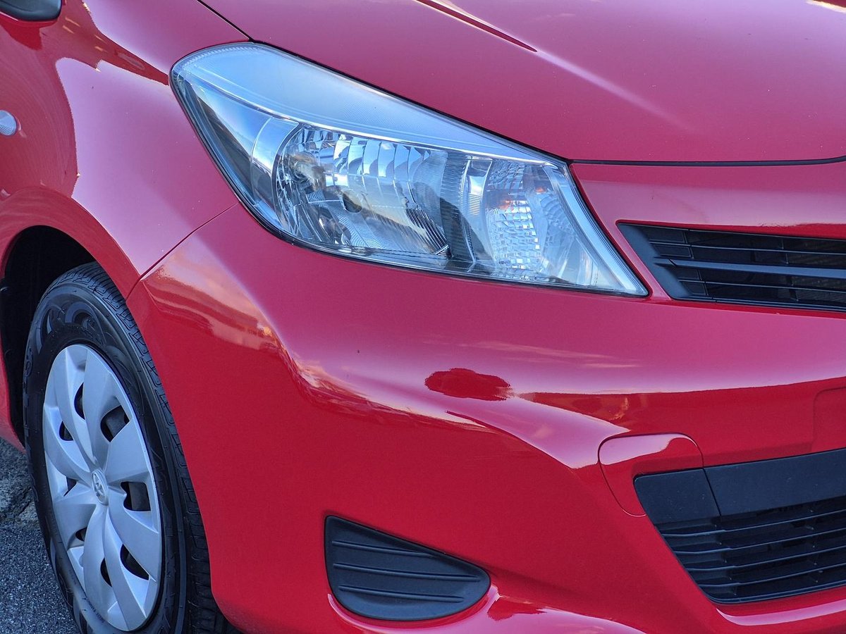 2014 Toyota Yaris YR NCP130R image 20
