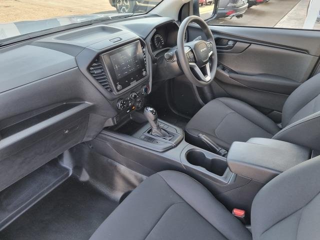 2026 Isuzu D-MAX SX MY25.5 4X4 Dual Range image 13