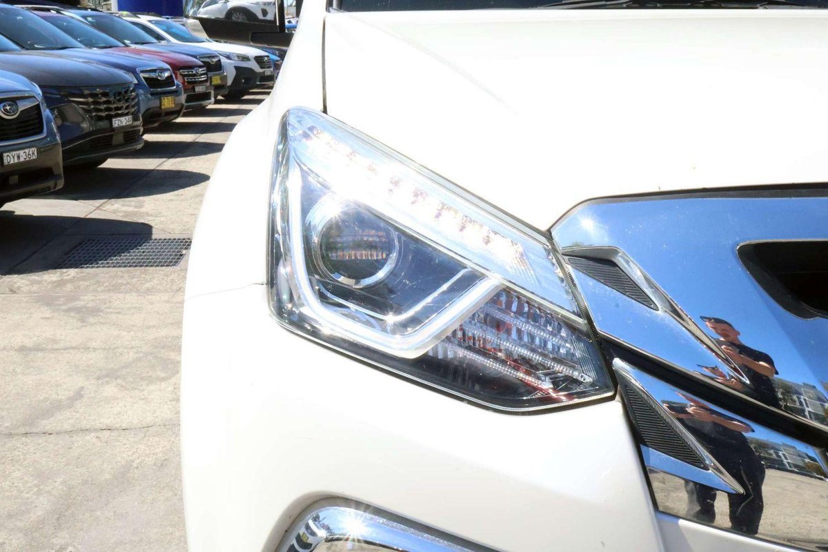 2018 Isuzu MU-X LS-U MY17 4X4 Dual Range image 8