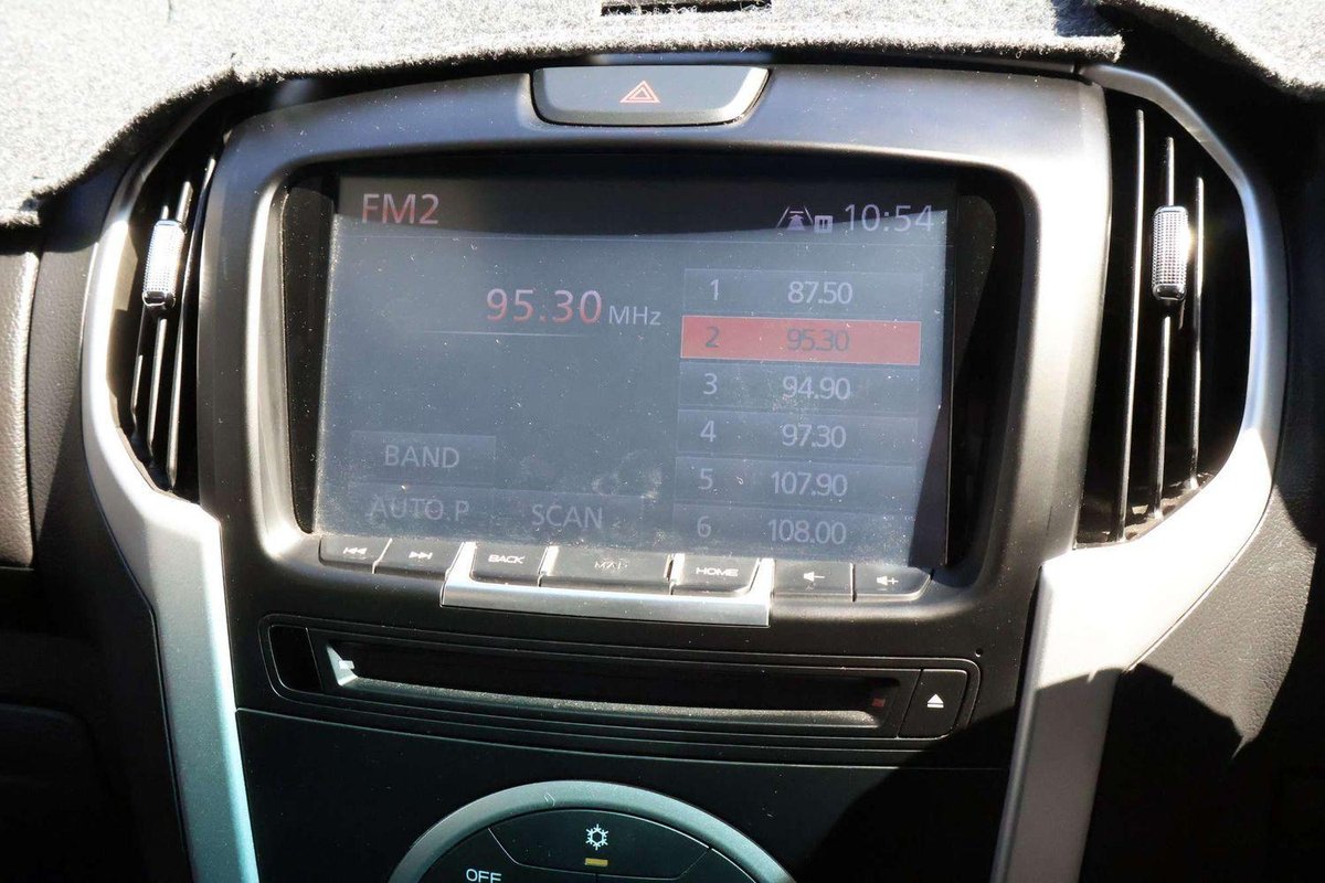 2018 Isuzu MU-X LS-U MY17 4X4 Dual Range image 12