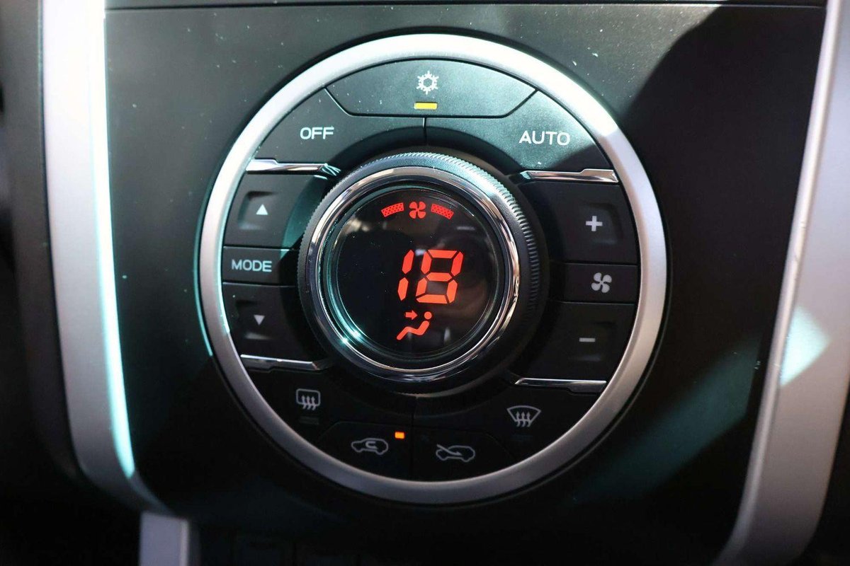 2018 Isuzu MU-X LS-U MY17 4X4 Dual Range image 14