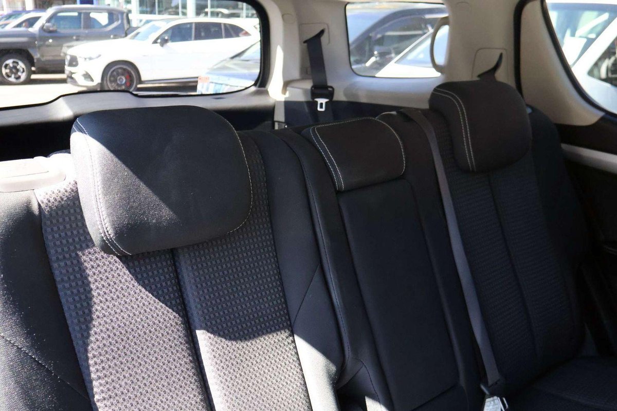 2018 Isuzu MU-X LS-U MY17 4X4 Dual Range image 21