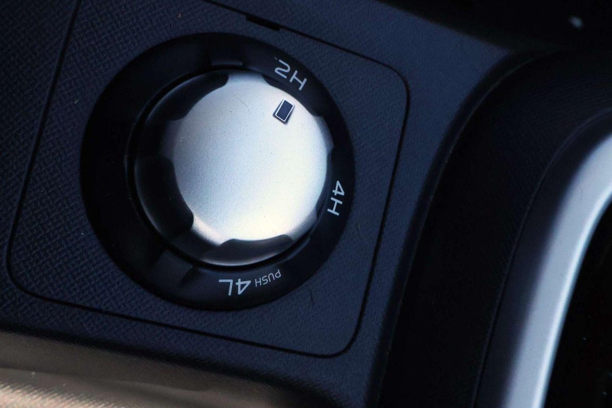 2018 Isuzu MU-X LS-U MY17 4X4 Dual Range image 15