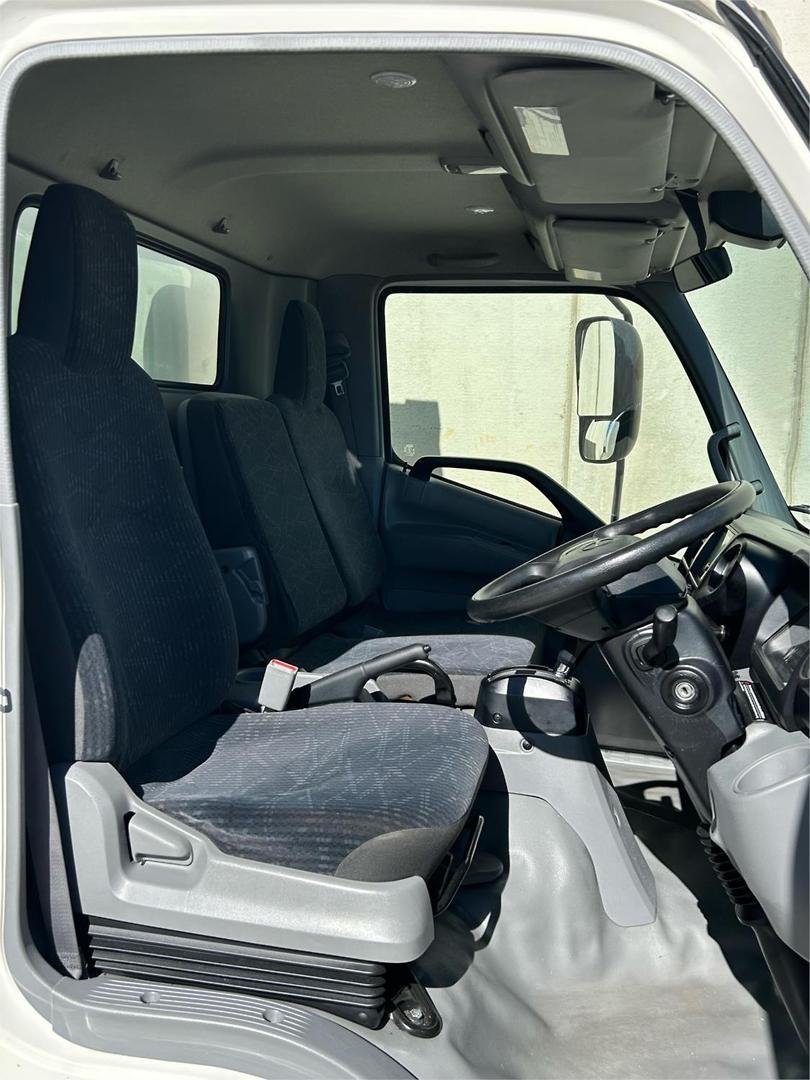 2021 Hino 300 Series 616 image 13