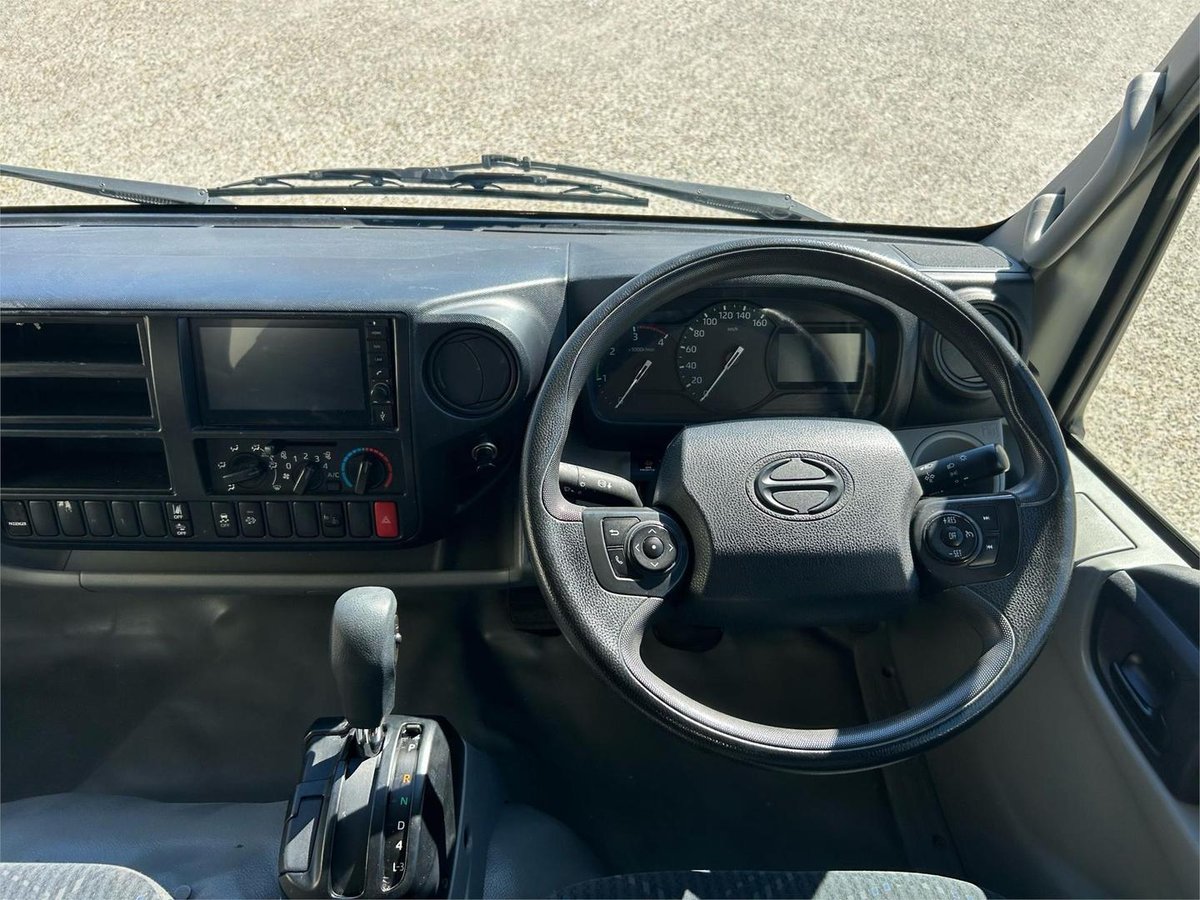 2021 Hino 300 Series 616 image 14