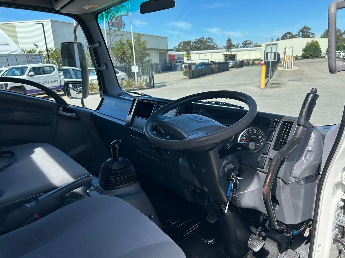 2016 Isuzu N Series NPR 45/55-155 image 14