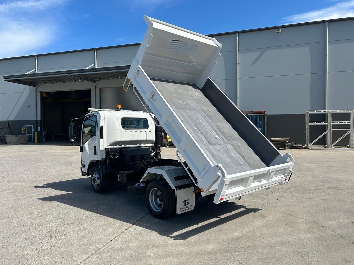 2016 Isuzu N Series NPR 45/55-155 image 20