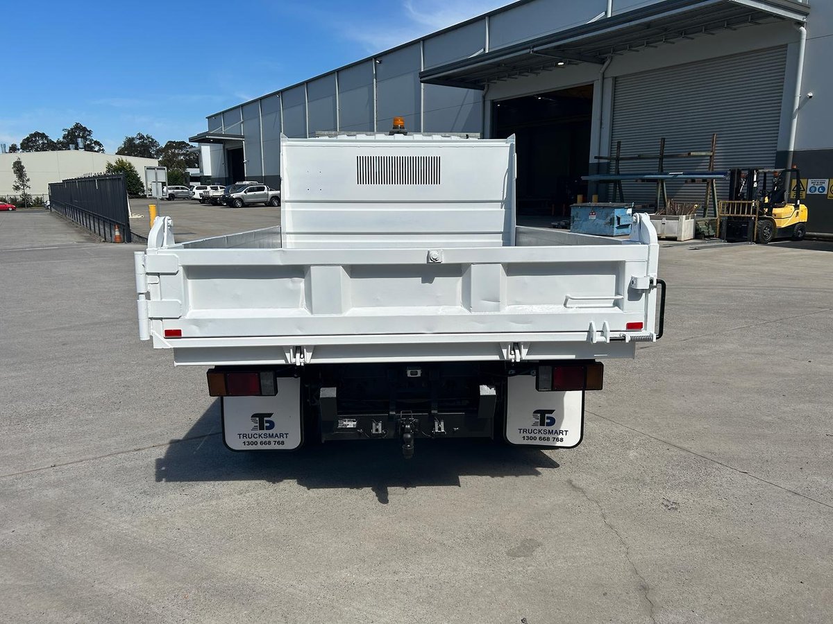 2016 Isuzu N Series NPR 45/55-155 image 7