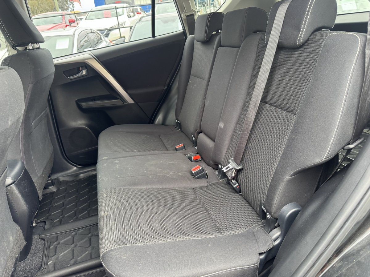 2018 Toyota RAV4 GXL ZSA42R image 10