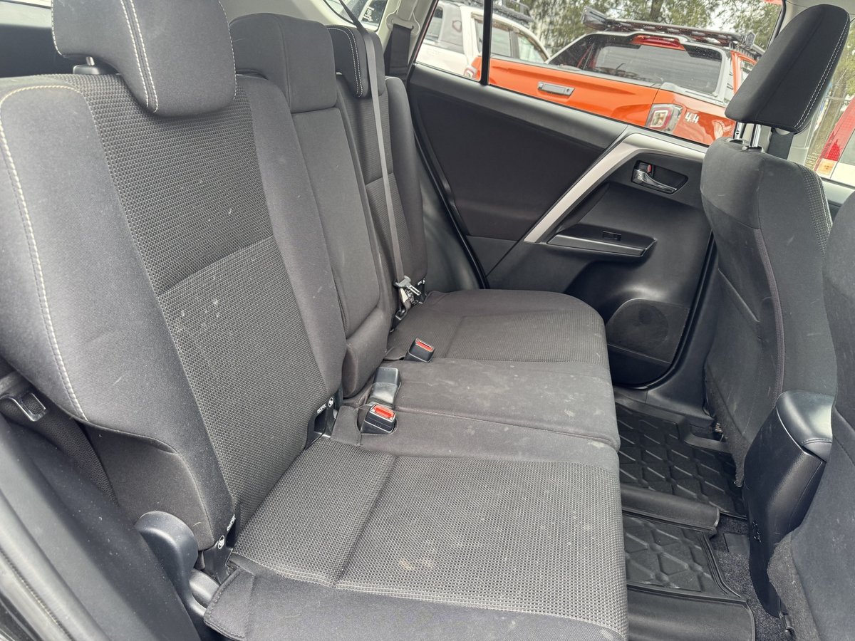 2018 Toyota RAV4 GXL ZSA42R image 12