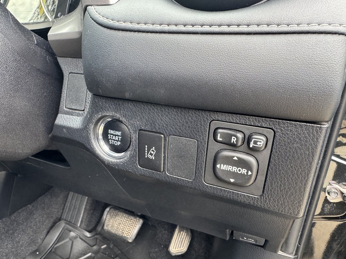 2018 Toyota RAV4 GXL ZSA42R image 16