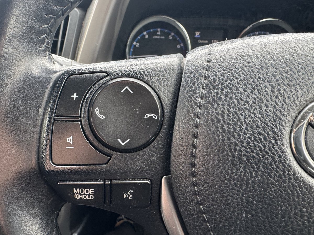 2018 Toyota RAV4 GXL ZSA42R image 19