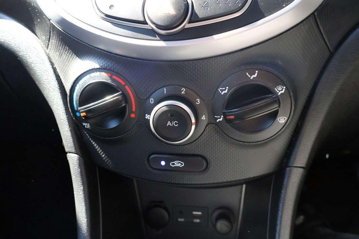 2017 Hyundai Accent Sport RB6 MY18 image 13