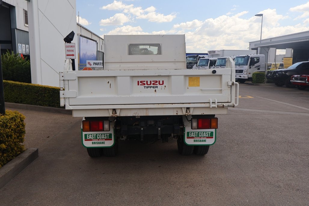 2023 ISUZU NLR 45-150 image 15