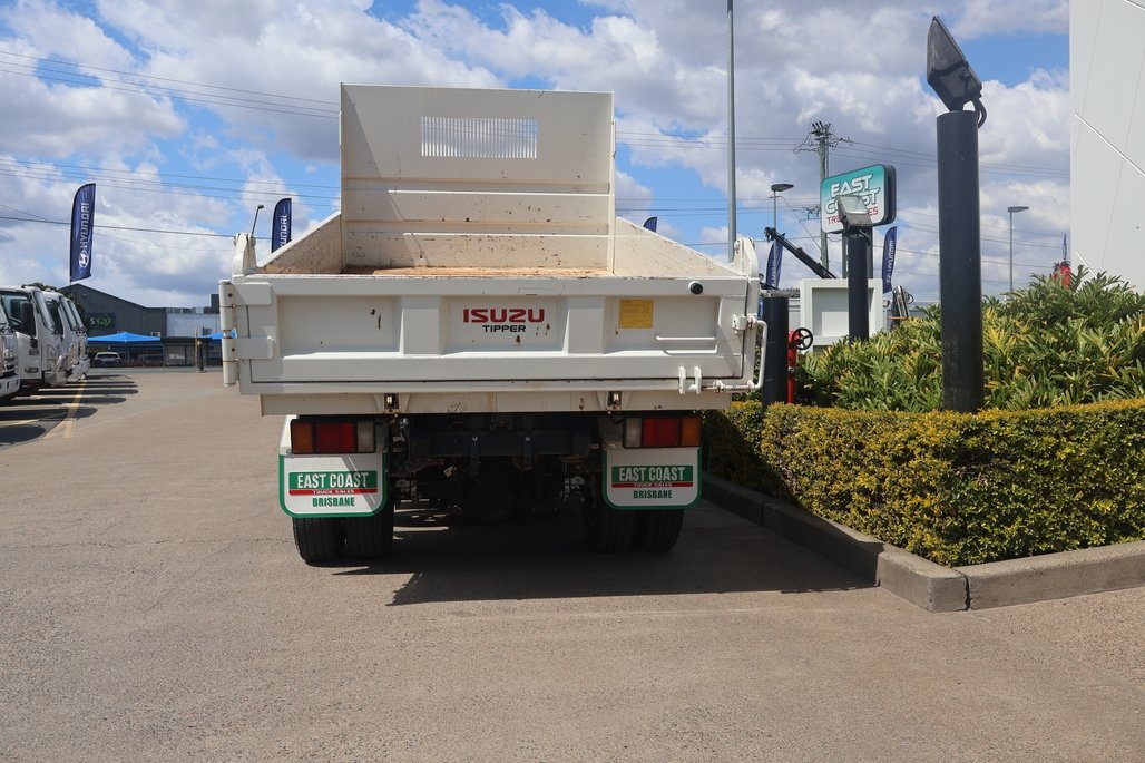 2023 ISUZU NLR 45-150 image 22