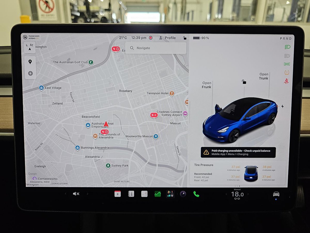 2022 Tesla Model 3 Rear-Wheel Drive image 15