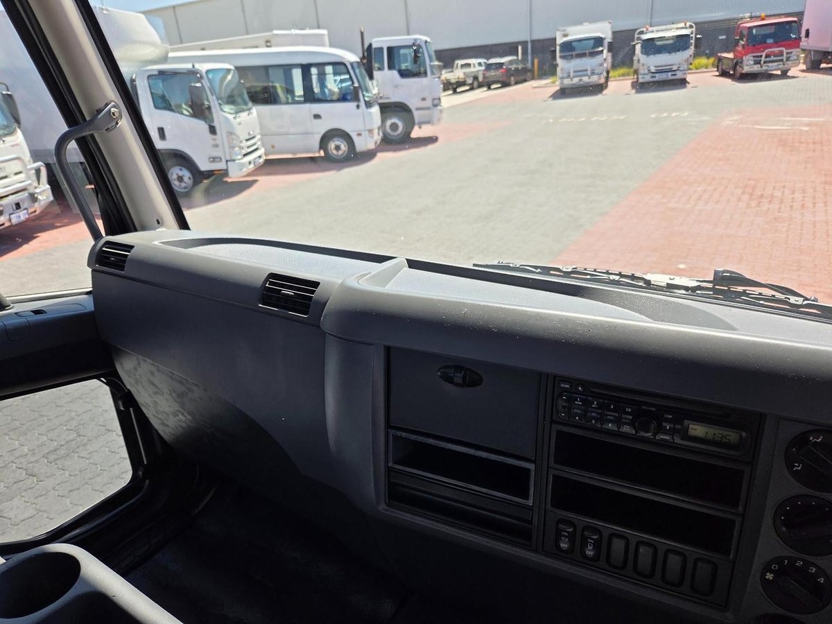 2010 Fuso Fk 6.0 Fighter 6 Ton Tray image 9